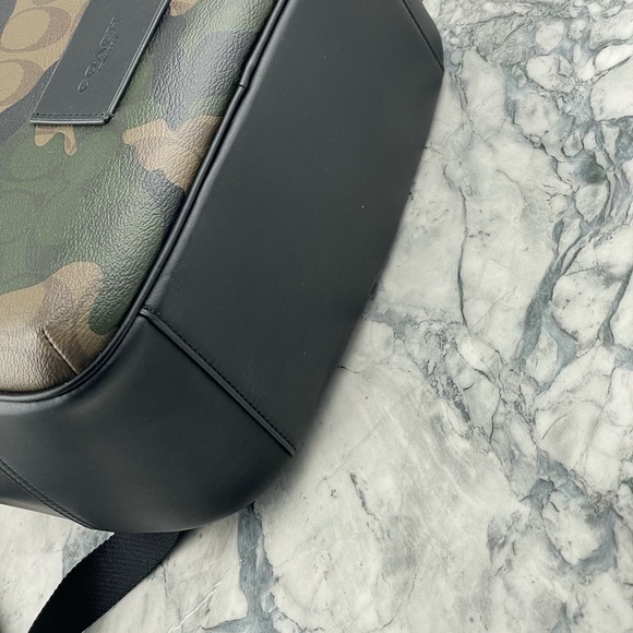 NWT $450 Coach Men’s H2121-C6683 Signature Camouflage - Picture 10 of 14